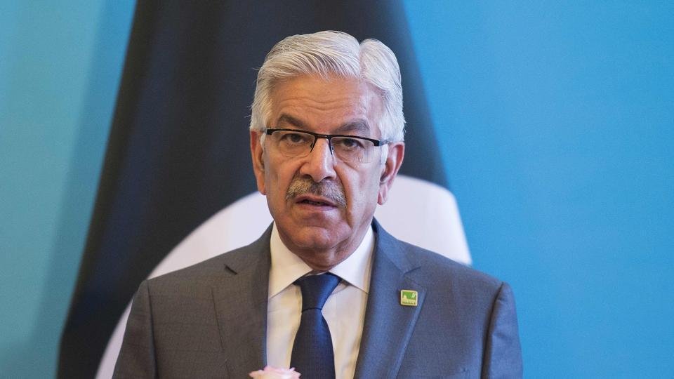 Govt to use ‘full force’ to block PTI protest: Asif