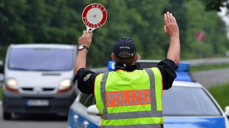 Austria Extends Border Checks with Hungary and Slovenia Through May 2025