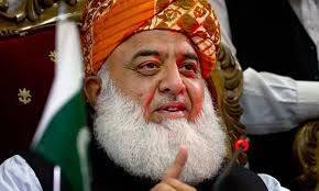 وجودہ اسمبلیوں کی کوئی حیثیت نہیں، ایسی اسمبلیاں تو میں مٹی سے بنا سکتا ہوں: فضل الرحمان