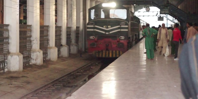 پاکستان ریلوے کی 400کے قریب مسافر اور مال بردار ٹرینیں لاپتا ہونے کا انکشاف
