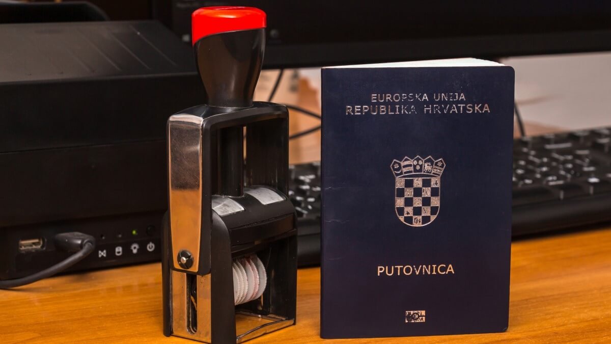 Croatia to Facilitate Citizenship Rules for Croatian Returnees