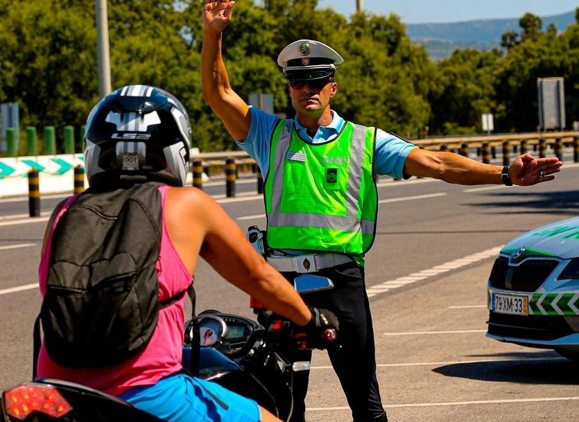 “New Motorcycle Riding Rules in Portugal”