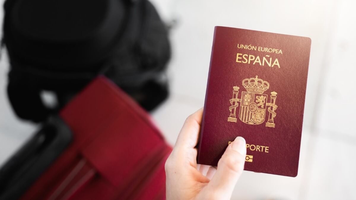 These Surnames Simplify Spanish Citizenship Acquisition Under Grandchildren Law