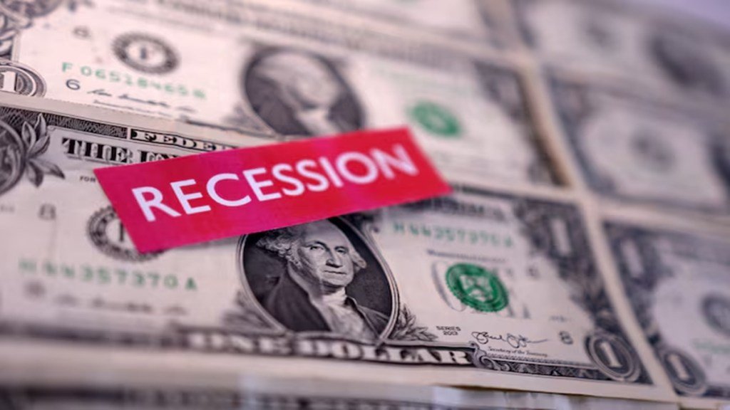 Probability of a US recession in 2025 is 90%: Torsten Slok, Apollo Chief Economist