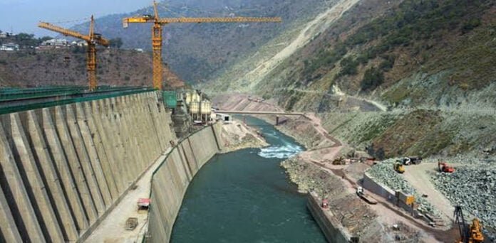 پاکستان کا پانی بند کرنے کی بھارتی دھمکی، چین نے بڑا اعلان کردیا