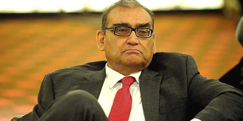 پاکستانی بدمعاشوں نے بھاری رشوت دیکر بھارت کو گھٹیا جہاز بکوا دیے: سابق بھارتی جج کا طنز