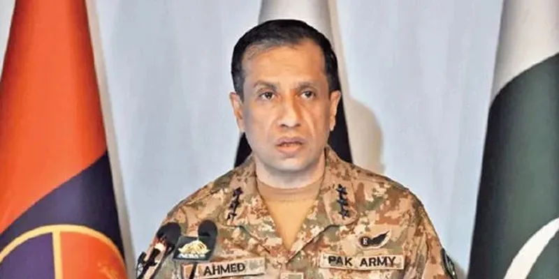 بھارتی جارحیت کا جواب کیسے اور کب دینا ہے، وقت اور جگہ کا تعین خود کریں گے: ترجمان پاک فوج