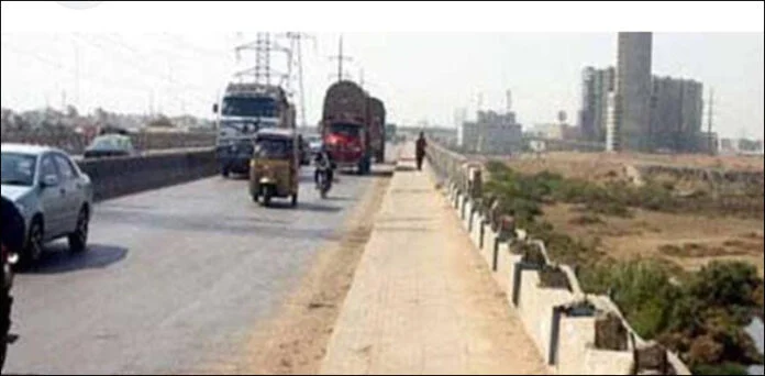 کراچی: جام صادق پل ترقیاتی کام کیلئے بند، متبادل راستہ اختیار کرنے کی ہدایت