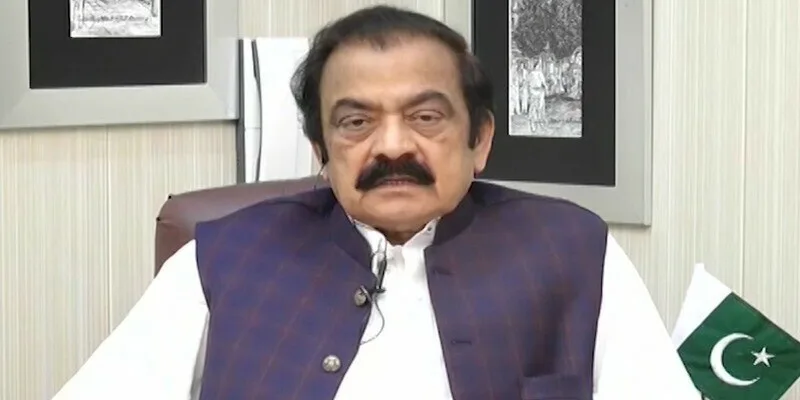پاکستان کے پاس دفاع کیلئے ایک مرد مومن بھی ہے جس کا نام سید عاصم منیر ہے، رانا ثناء اللہ
