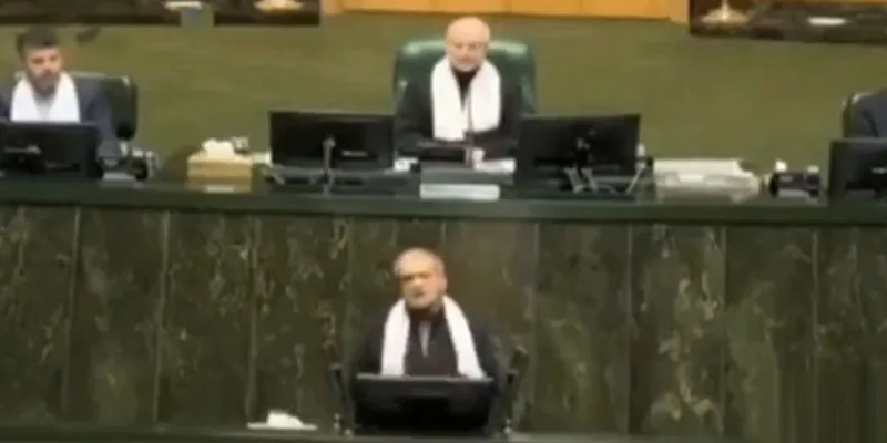 ایرانی پارلیمنٹ میں پاکستان زندہ باد کے نعرے
