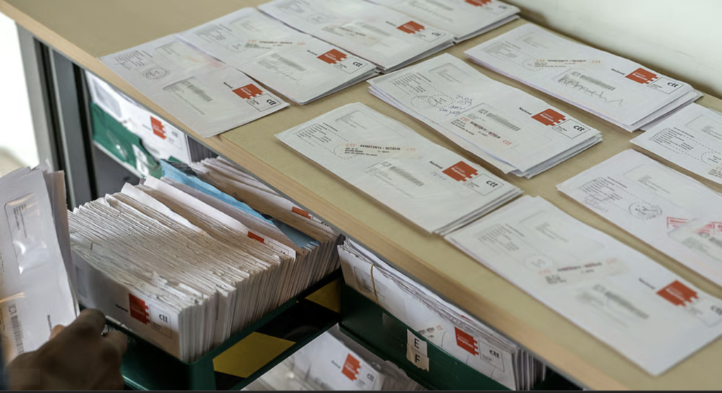 What conditions or actions may lead to the cancellation of an immigrant’s residence permit?